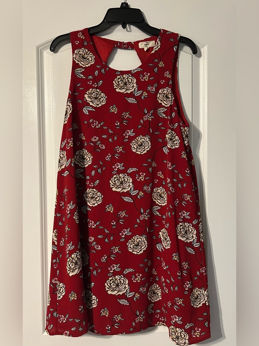 entro Red Floral Print Dress with Cream and Black Accents